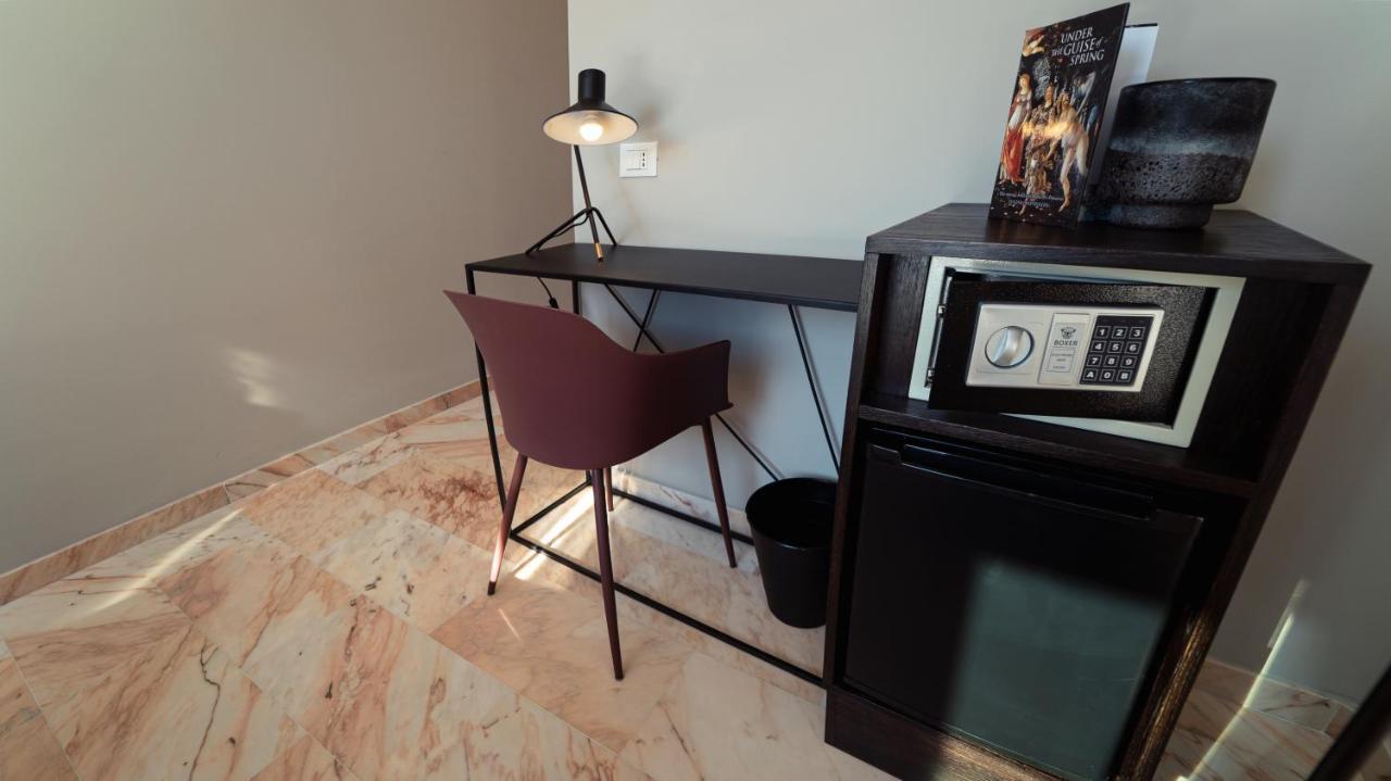 Zefiro Suites パレルモ エクステリア 写真