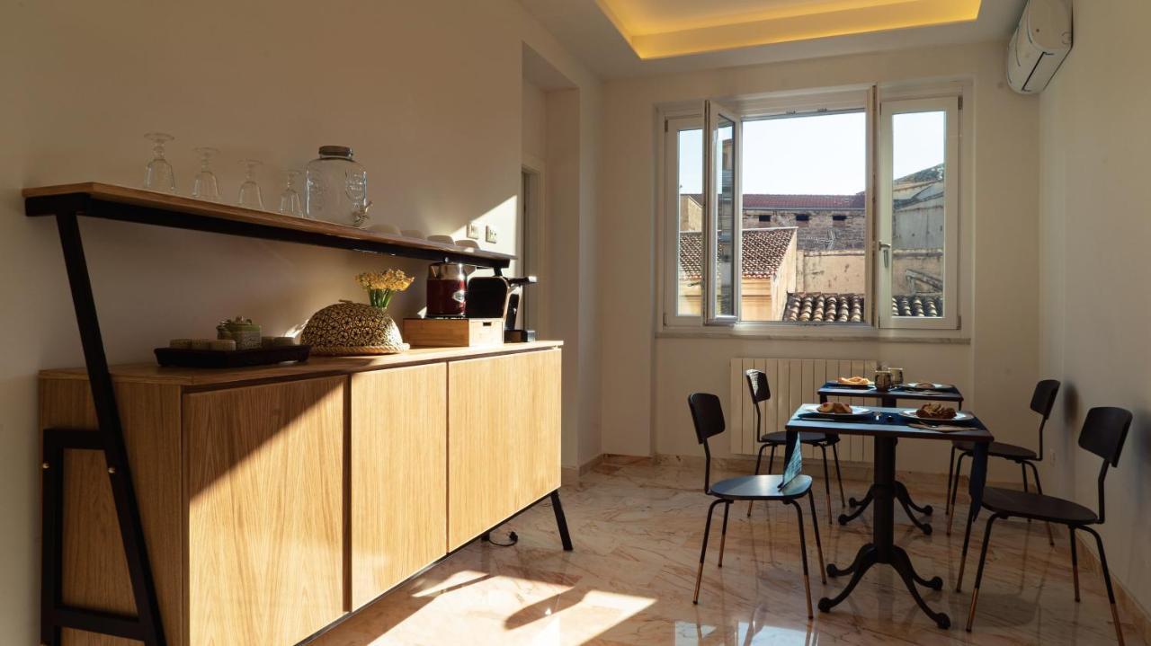 Zefiro Suites パレルモ エクステリア 写真